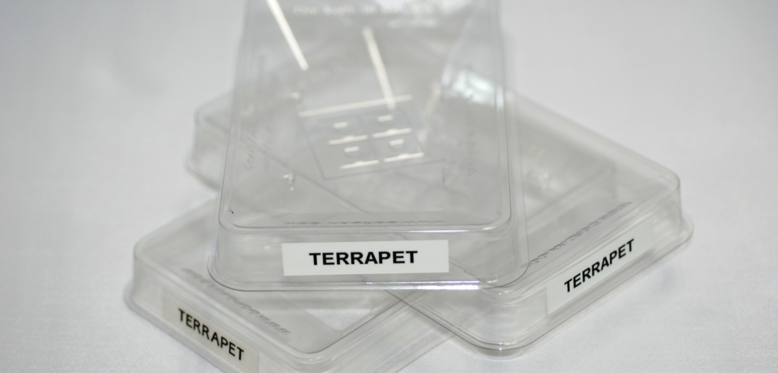 Bio-PET thermoformed tray