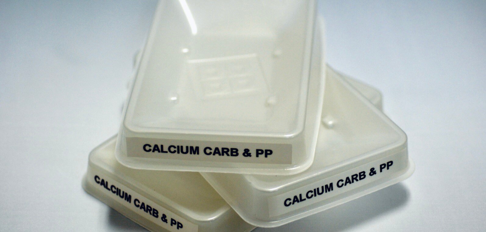 Calcium carbonate and PP tray