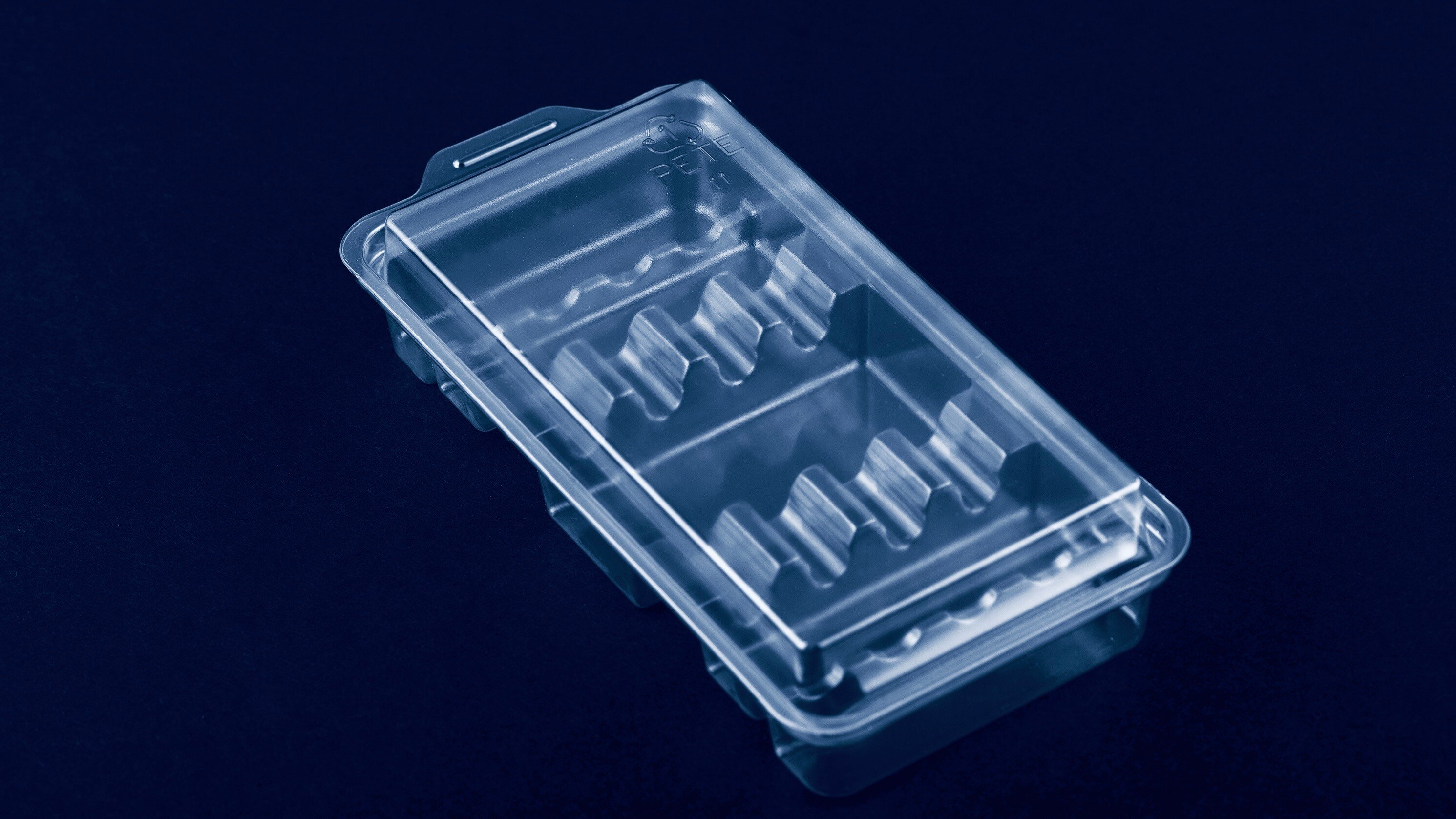 Medical device tray packaging